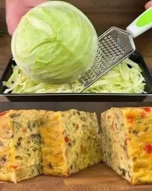 Healthy low-carb cabbage casserole made with shredded cabbage, eggs, and vegetables. A diabetes-friendly, high-fiber, and keto-approved baked dish, perfect for blood sugar control and weight loss